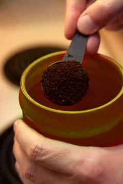 A scoop of coffee Stock-Fotos