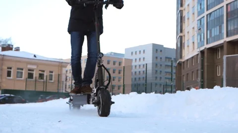 Scooter goes Video stock 106464868