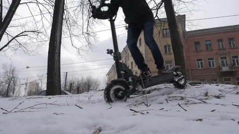 SCOOTER SLOW 動画素材 106464863