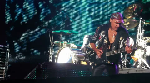 Scorpions performance in the pouring rain at the rock festival The Best City.UA Stockbeeldmateriaal 32326963