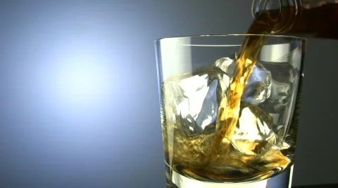 Scotch on the rocks Stock-Footage 781221