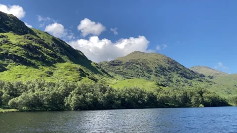 Scotish highland lake 動画素材 282954382