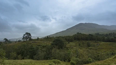 Scotland Highlands Timelapse at a cloudy windy day - Zoom in Stock Footage 119155488