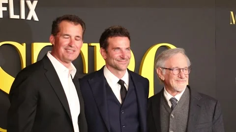 Scott Stuber, Bradley Cooper, Steven Spielberg Video stock 258491874