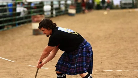 Scottish Hammer Throw Competitor at Highland Games Video stock 117892208