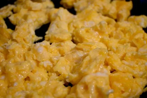 Scrambled eggs close up Stockfoto's