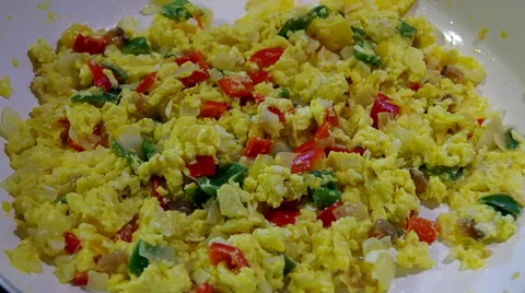 Scrambled eggs Stock Footage 31906282
