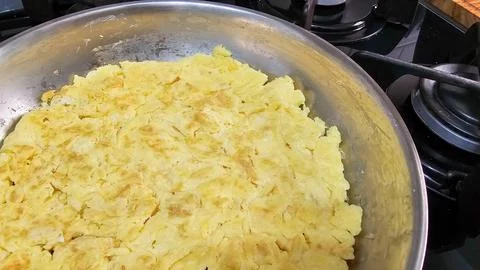 Scrambled eggs ready for breakfast Stock Photos