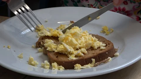 Scrambled Eggs On Toast Stock Footage 111588953