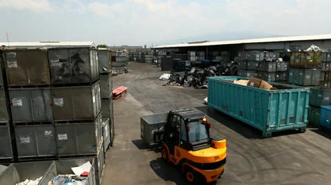Scrap metal area 库存影片 34993779