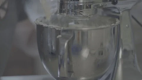 Scrapping Mixer with Spatula Video stock 85070233