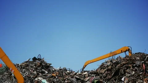 Scrapyard with claw Video stock 727189