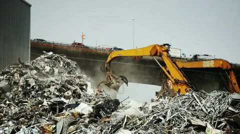 Scrapyard with claw Video stock 727762