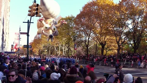 Scrat from Ice Age in 2017 Macys Parade 4k Video stock 87137938