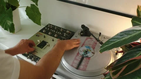 Scratching hd Video stock 157400385