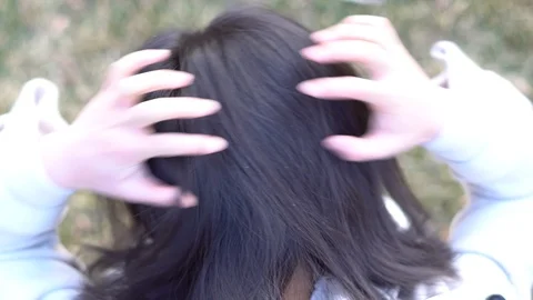 Scratching the scalp Stock Footage 124720555