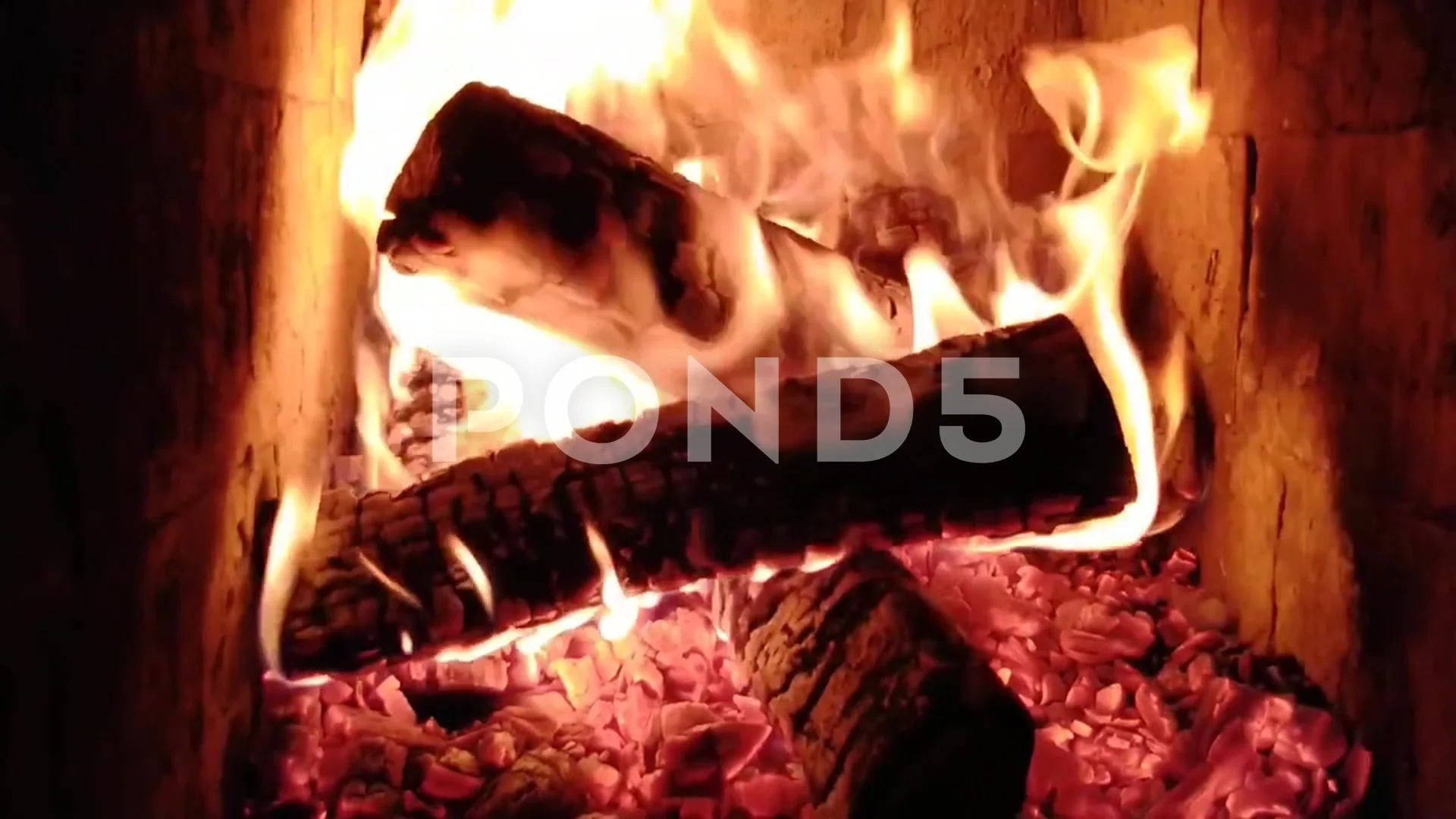 Screensaver for TV with a fireplace. Fir, Stock Video