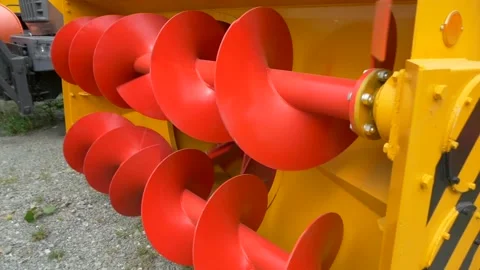 Screw-rotor snow blower. Vidéo 335241220