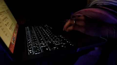 Scrolling internet page on the macbook pro Stock Footage 105896546