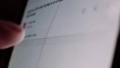 Scrolling news on tablet Stock-Footage 77232043