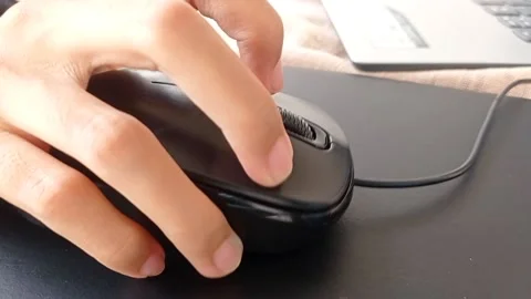 Scrolling the page with the black mouse Stock Footage 150398389