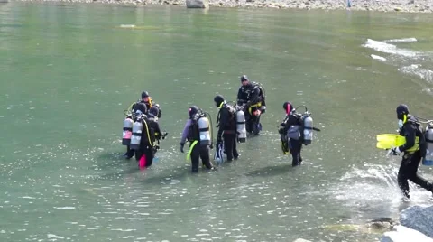 Scuba lessons 動画素材 55617152