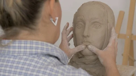 A sculptor creates a sculpture. Stock Footage 83133553
