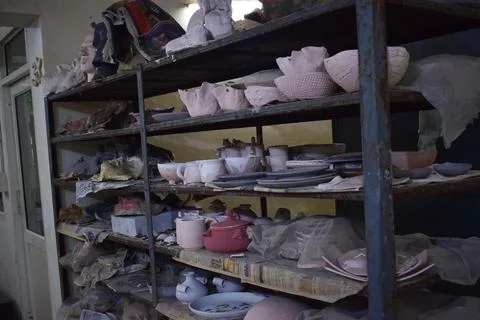 A sculptor making studio Stock Photos