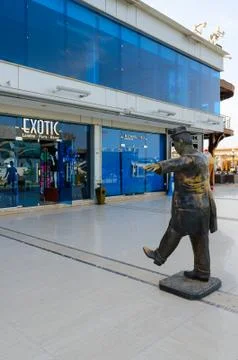 Sculptural composition in district of Soho Square,  Sharm El Sheikh, Egypt Foto stock