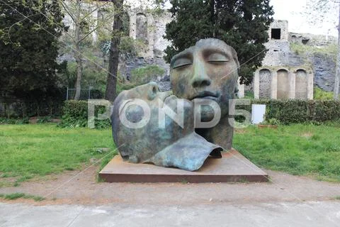 Sculpture Art Craft Plant Statue human representation Creativity Tree Stock Photos