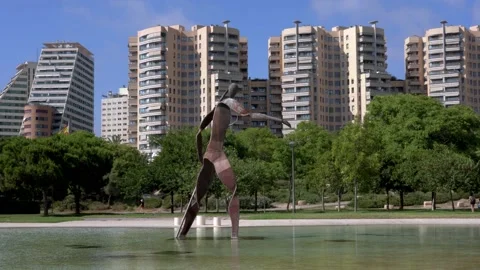 Sculpture on a lake in Turia Park Valencia Stock Footage 159169953