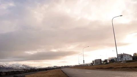 Sculpture of Partnership Видео 74743946