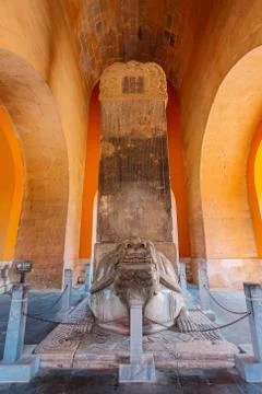 A sculpture of a turtle inside a tower in the tomb of Chinese emperors 스톡 사진