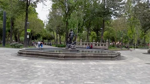 Sculpture of Venus in the central avenue of Mexico City Video stock 144403353