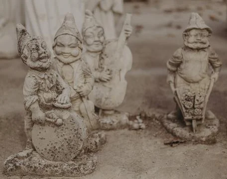 Sculptures of dwarfs Foto stock