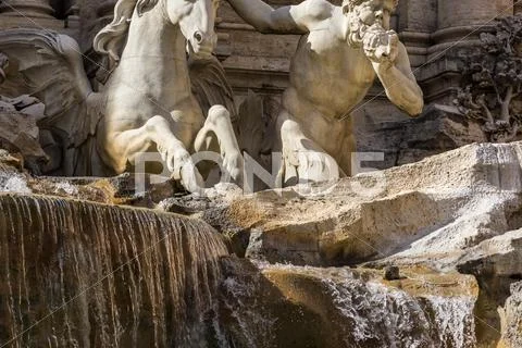 Sculptures on a fountain, trevi fountain, trevi, rome, rome province, lazio, Stock Photos