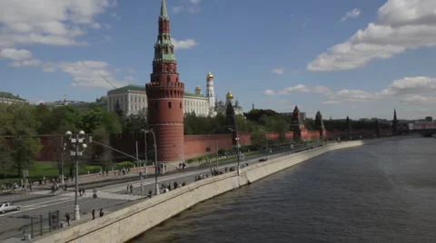 The scurrying passer-by Stock Footage 5503448