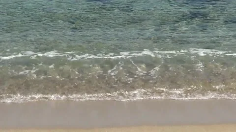 Sea and andy beach Stockbeeldmateriaal 337968063