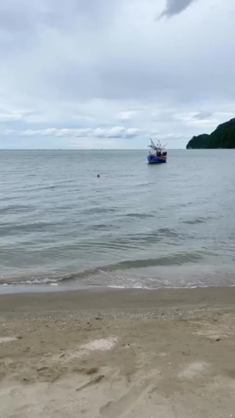 Sea and boat Stock Footage 318066211