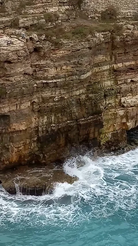 Sea and cliffs in Polignano a mare Stock Footage 272142816