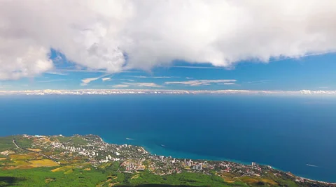 Sea and clouds 库存影片 30381697