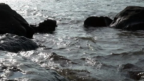Sea and waves at dusk 動画素材 246678329
