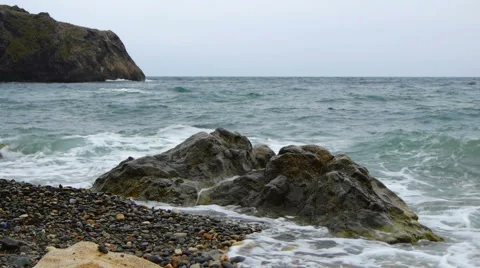 Sea ​​beach in storm Video stock 42905062