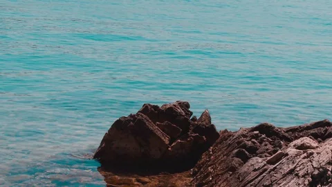 Sea behind the rock 2 Video stock 91282708