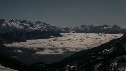Sea of Boiling wave Clouds between the mountains time lapse Stock-Footage 83695547