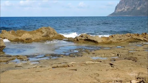 Sea with cliffs Stock Footage 82605134