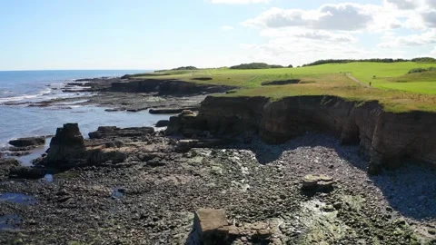 Sea, cliffs &amp; rocks at Marsden 库存影片 132278417