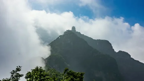 Sea Of Clouds-4K Timelapse Of The Mountain Of Wangwu In Henan,China. Stock Footage 140674068