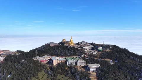 Sea of clouds at Mount Emei Vídeos de archivo 334093497
