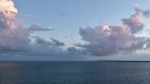 Sea cloudscape horizon hyperlapse. Sunset cloudy sky. Skyscape at summer Stock Footage 333548897